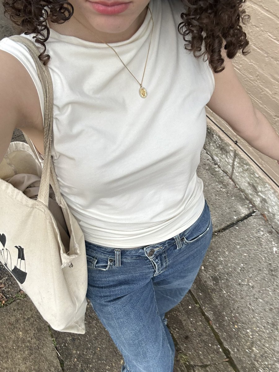 glideheadlessly's tweet image. Totally normal December weather