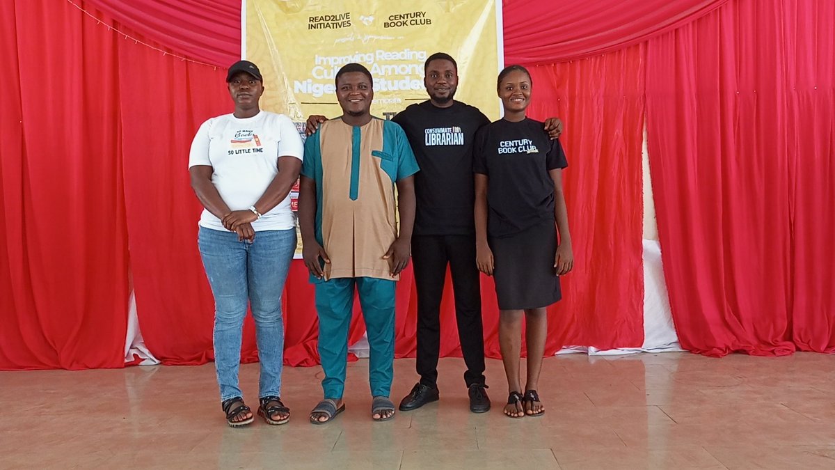 ElderAdewuyi1's tweet image. A huge thank you to all our amazing partners and sponsors for making our first Reading Advocacy event~ earlier this year, a huge success! 🙏 We're honored with the support and can't wait to do it again next year. Thank you for making our year  by touching lives🙏🏼.