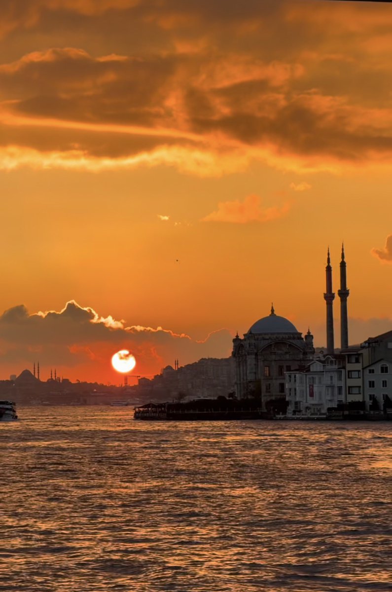 Eskimeyenler ne güzel söylemiş;

"Umma ki küsmeyesin ..."