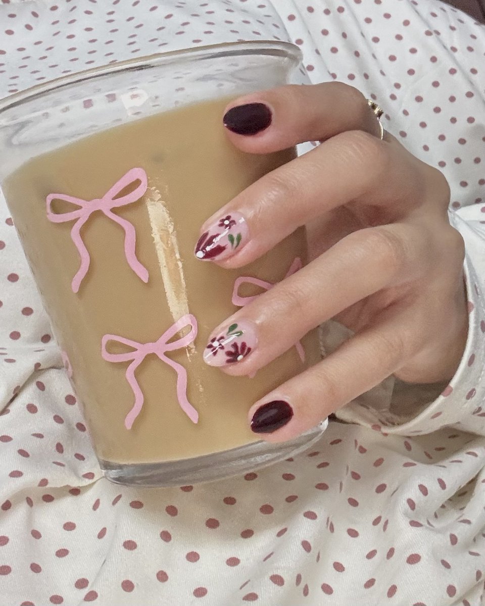 ofluf's tweet image. meme ‧˚꒰🎀୭ ˚. ᵎᵎ