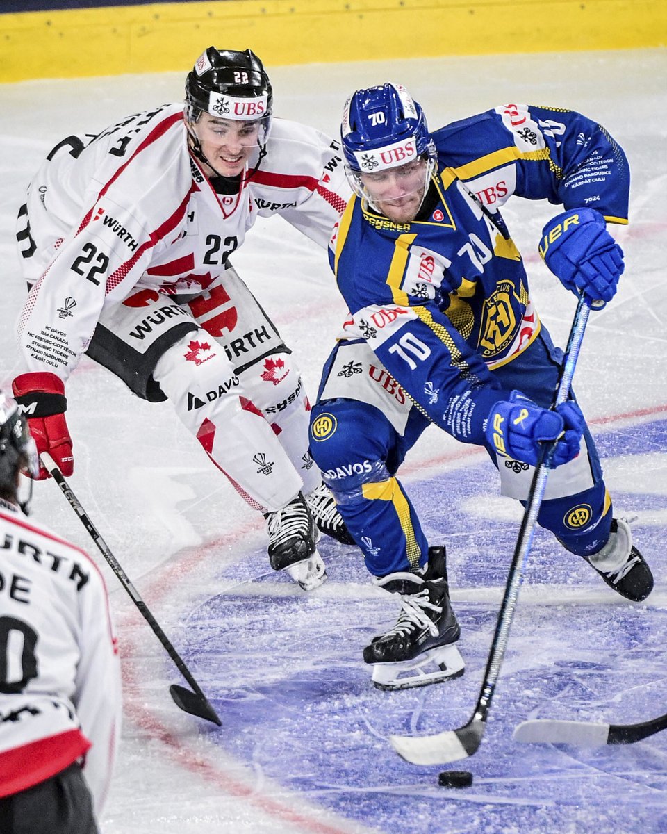 2️⃣5️⃣ players will wear the 🍁 at the #SpenglerCup beginning Boxing Day in Davos.

2️⃣5️⃣ joueurs porteront la 🍁 à la #CoupeSpengler, qui s’amorce le 26 décembre à Davos.

ROSTER: hc.hockey/SpenglerRoster…
FORMATION: hc.hockey/FormationSpeng…