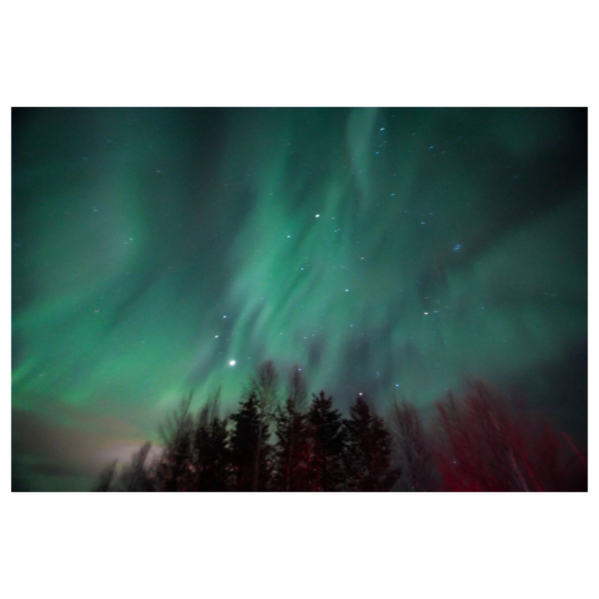 maenatsuno's tweet photo. Aurora in Finland🇫🇮👏✨ https://t.co/fQKgXKr4g6
