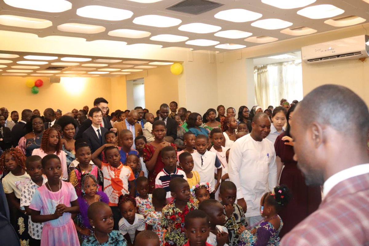 Joyeux Noël aux enfants du personnel  du MAE <a href="/DiplomatieTogo/">Diplomatie Togolaise</a> #noel2025 #Christmas2025 #Christmas #Noel