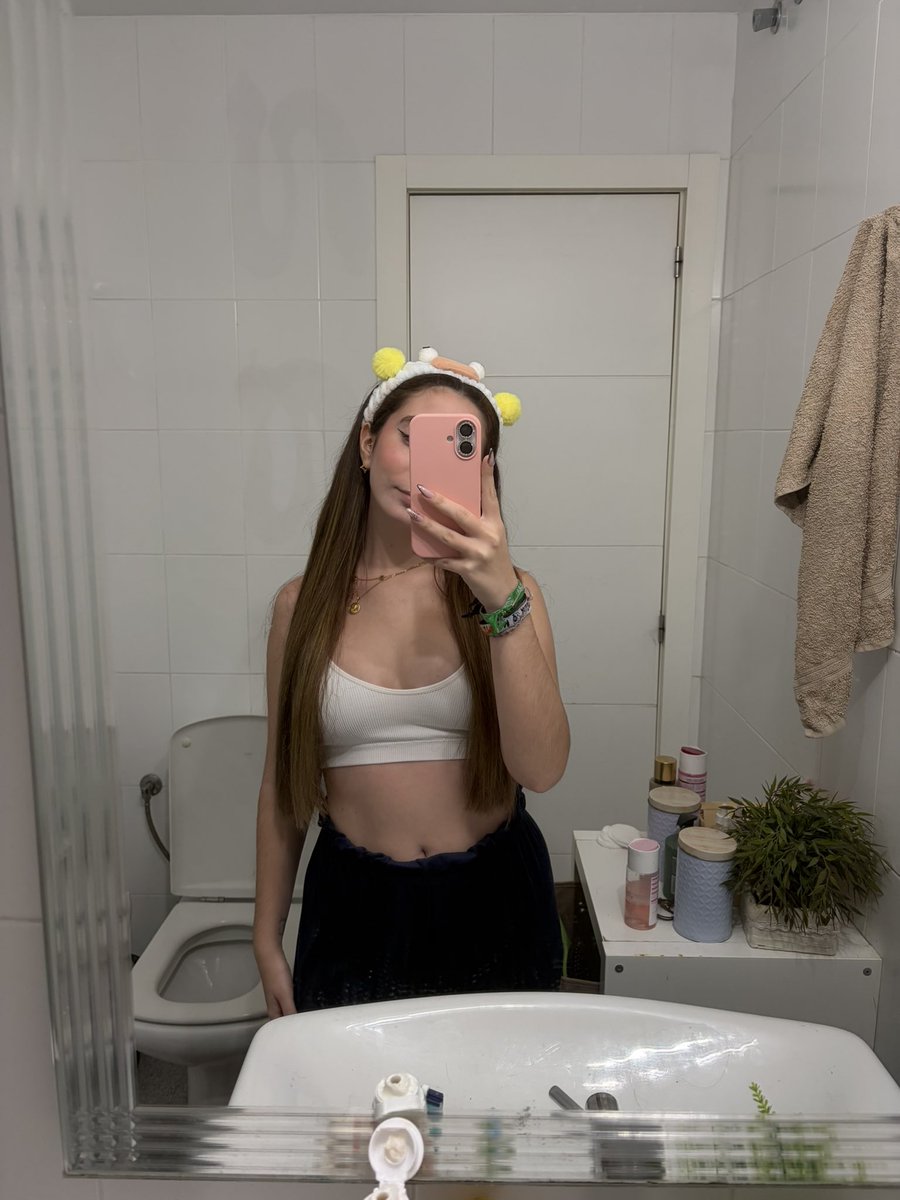 goddessstarkk's tweet image. quiero un perrito pagacenas YA y rapidito 

#findom #femdom #finfet #sumisofinanciero #paypig #pagafantas #finsub #goddess #drain #drenada #rtgame #rtsub #humanatm