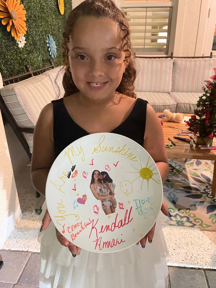 Valerie’s House tweet media
