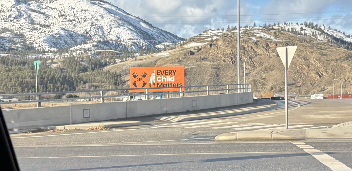 KEriksenV2's tweet image. Penticton, BC. 

“215”…

Zero bodies of children have been found in Kamloops. Where did the money go?