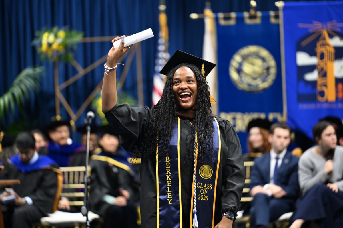 berkeleyinspire's tweet image. “The people who lead, who change, who make a difference in the world? They have one thing in common… They’re relentlessly curious and ask questions about everything.” – Aravind Srinivas '21

Congratulations to the newest group of Cal alums! Relive the #CalGrad festivities from…