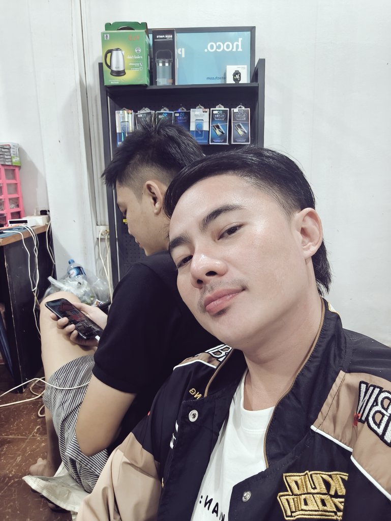 ฮ่องเต้ ธมมศักดิ์ tweet media