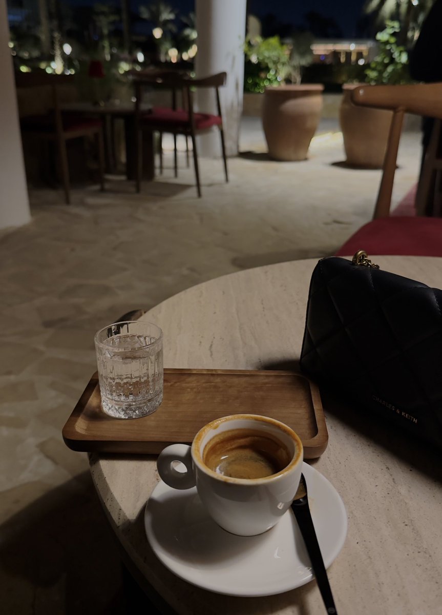 ___liir's tweet image. "يا مذاق العافية لا ذاقها القلب المريض
كل حبٍ غير حبّك حب ما فيه ثمرة"