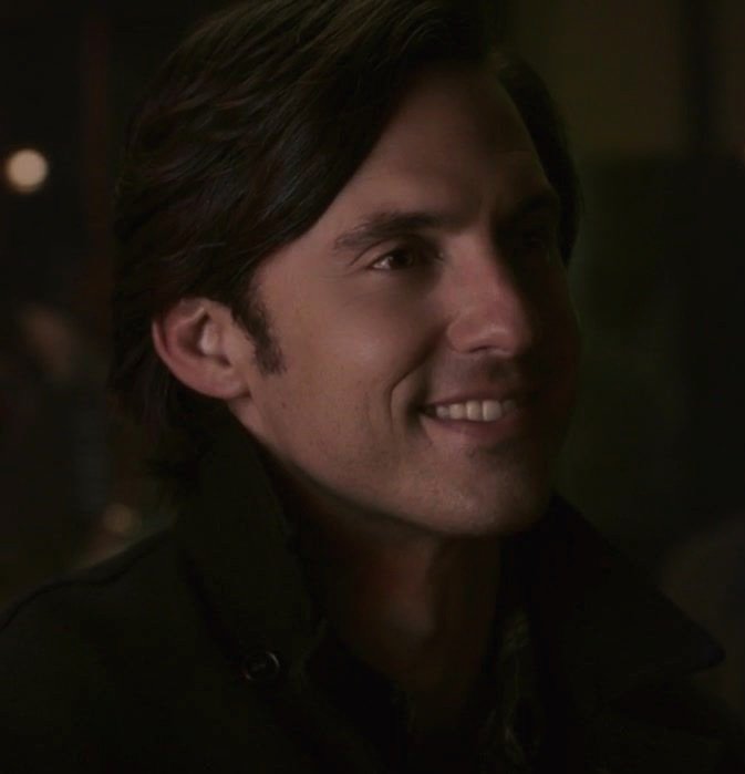 thisisusbra's tweet image. 23 de dezembro de 1972

​Foi nessa data que Jack entrou naquele bar e viu Rebecca cantando "Moonshadow". 
​
Eles nos ensinaram que não precisa de luxo para fazer um momento ser mágico. Só precisa ser com a pessoa certa. 💛

#ThisIsUs