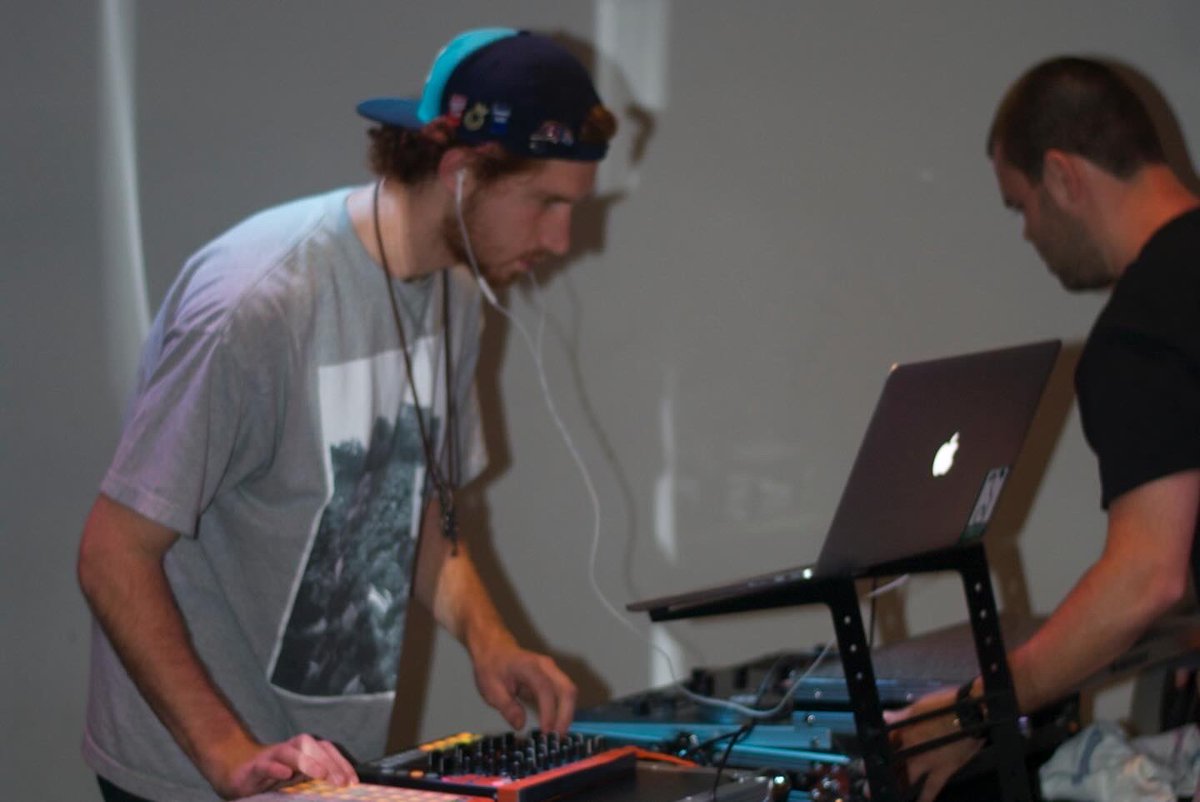 halopointdub's tweet image. First show/best show/last (headline) show, i am very ready to get back out there and live like a degenerate making humans lose control