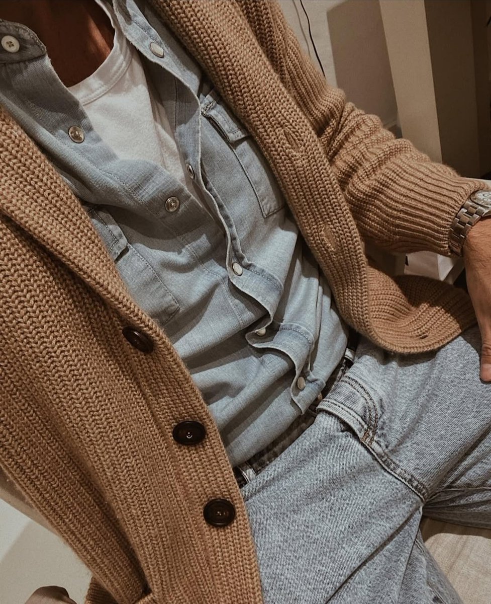 Buenas tardes, y buenas noches ✌🏼