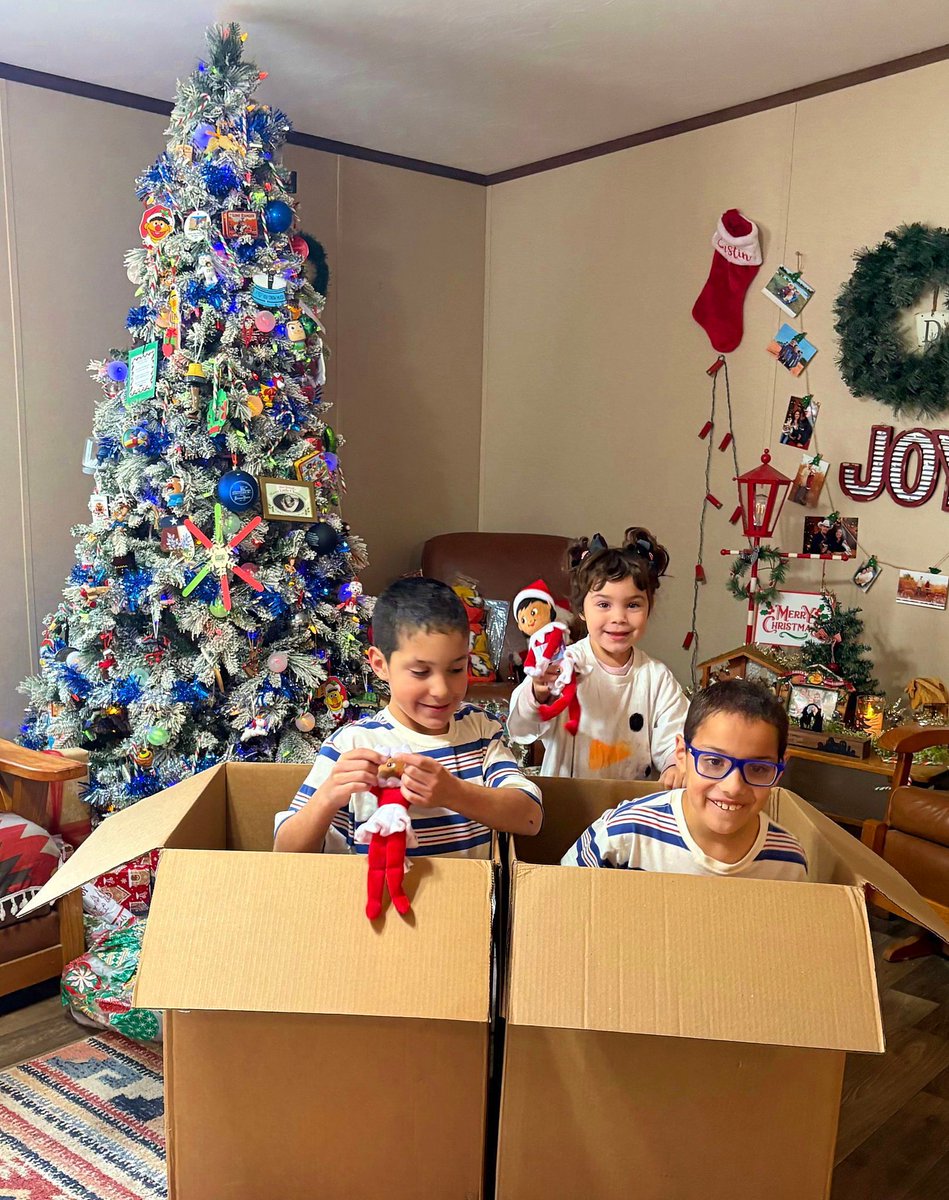 BootCampaign's tweet image. Holiday cheer for your Tuesday! Deliveries are continuing across America for our Seasons of Service Program Recipients. 

One Veteran said: "I want to thank Boot Campaign for making this happen for my family. It’s good to know I’m not forgotten and my kids are not forgotten."