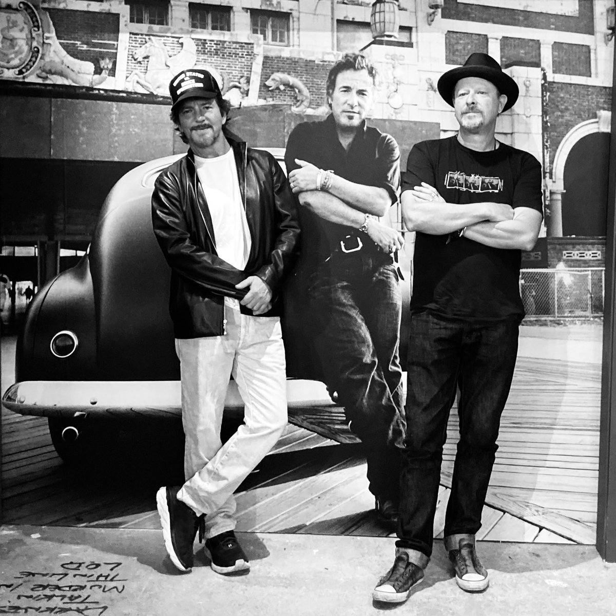 Transparent Clinch Gallery tweet media