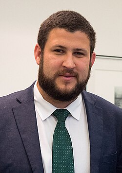 Par de joyitas. Ahora uno le lava la cara al otro y viceversa... Esos corruptos no deben estar en el nuevo gobierno. Son parte del Chavismo Madurismo, recibieron muchos $$ de la tiranía.