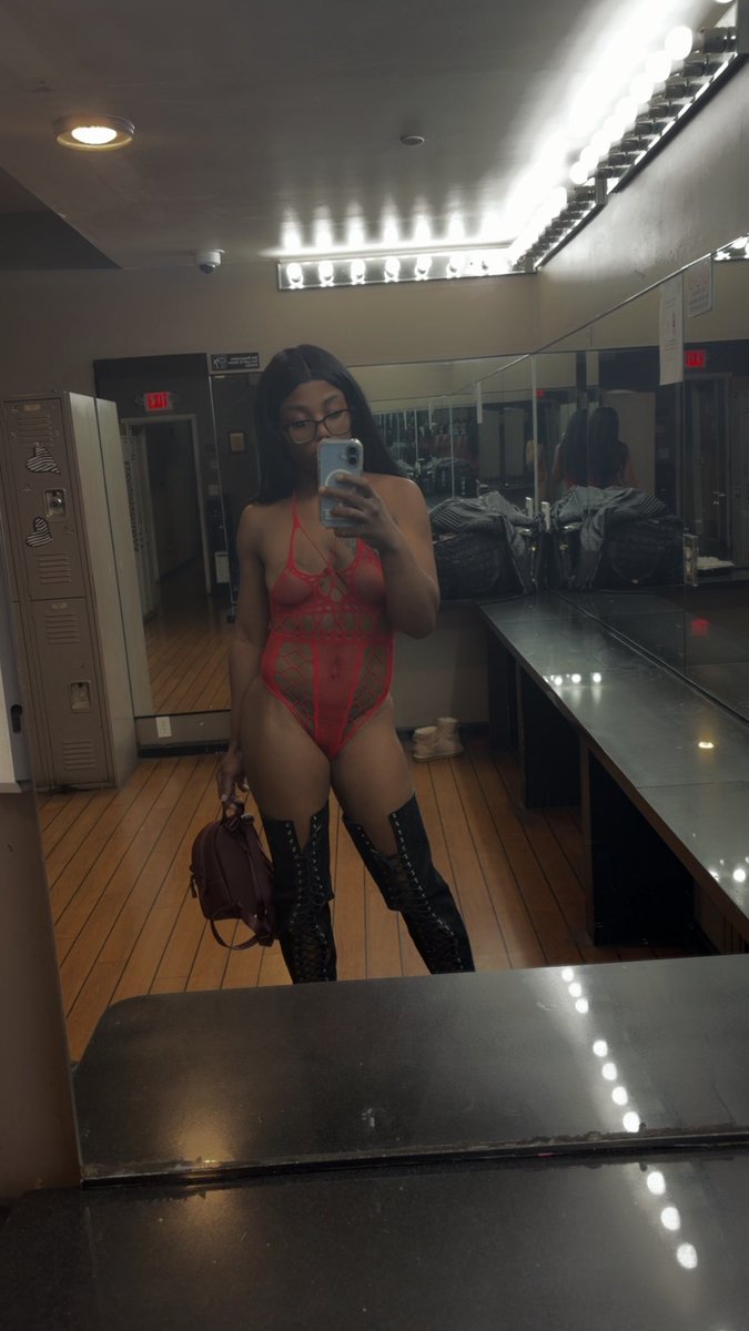 _EbonyLuxe tweet media