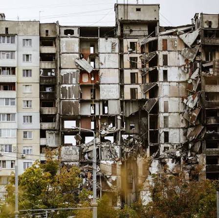 ya_Anna_Ok's tweet photo. These are Ukrainian cities after the Russian invasion. In these buildings, New Year and Christmas are no longer celebrated; children’s laughter no longer echoes there, and no one decorates a festive Christmas tree.
This should not be the case. https://t.co/0mMNDoGn5e