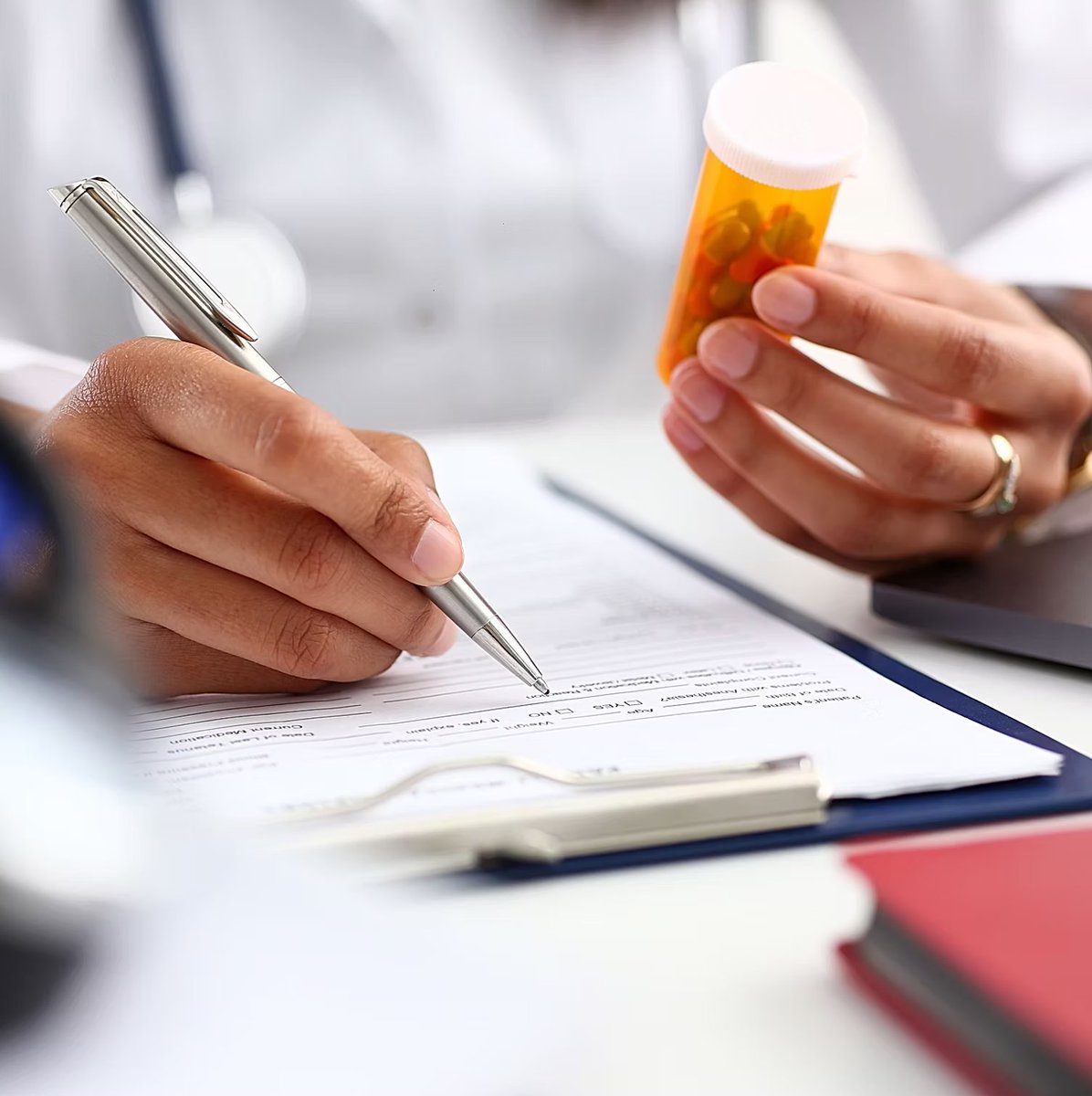 laborprev's tweet image. Exame ASO em Curitiba - CDO Centro de Diagnóstico Ocupacional oferece exames clínicos e complementares completos, com emissão rápida do ASO e total conformidade com a **NR-07** e o **eSocial**. Atendemos empresas de todos os portes e segmentos, com processo ágil e suporte ao RH.