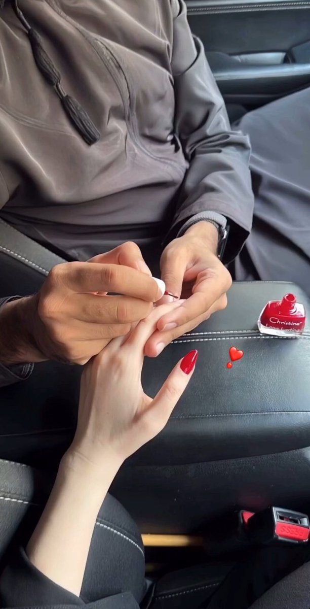 بحر 🌊 (@butterflless) on Twitter photo 