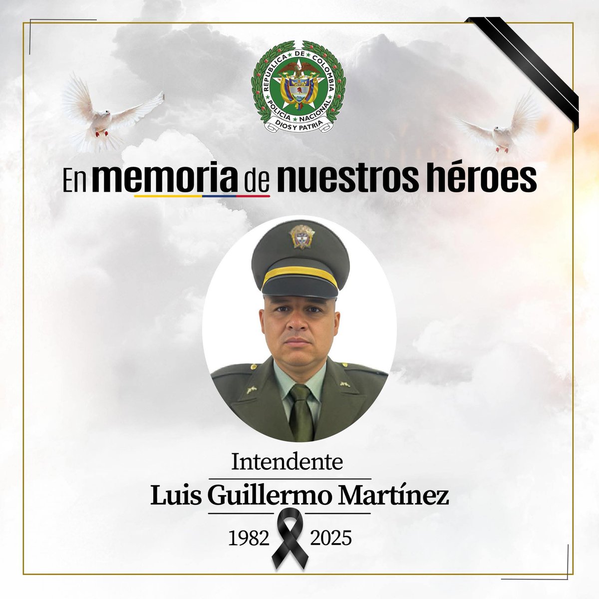<a href="/CGECauca/">Consejo Gremial y Empresarial del Cauca</a> rechazamos el asesinato del intendente Guillermo Martínez, ocurrido en La Buenos Aires, #Cauca, mientras cumplía sus labores.
Expresamos nuestra solidaridad con su familia, con la <a href="/PoliciaColombia/">Policía de Colombia</a>  y deseamos pronta recuperación al uniformado herido.