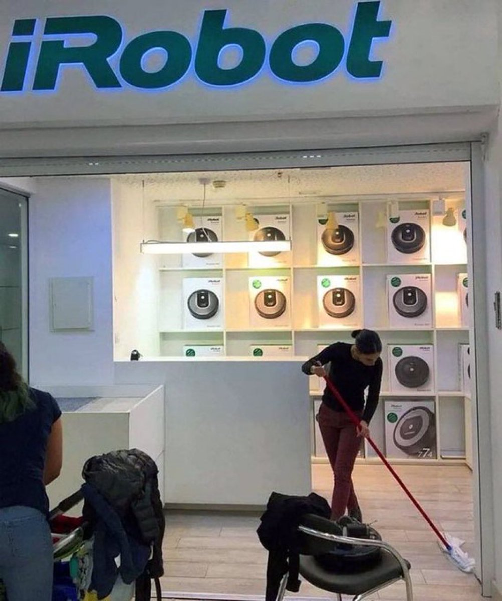 LVNilesh's tweet image. The person sweeping the floor is not helping @iRobot sell any.