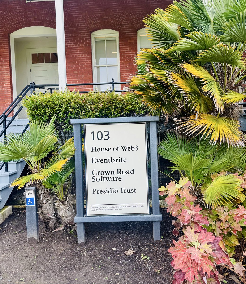 web3planning's tweet image. #GRT 🚀 $GRT 🌐 #Web3 

Touring @thehousesf …..

@graphprotocol @edgeandnode leading the web3 community