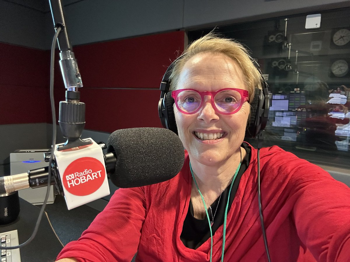 Sabra Lane tweet media