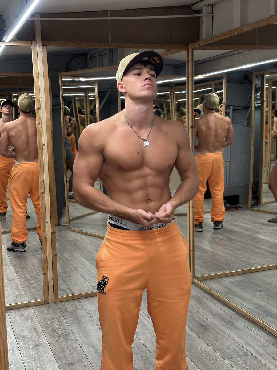 masterchad17's tweet image. Pumping into Xmas