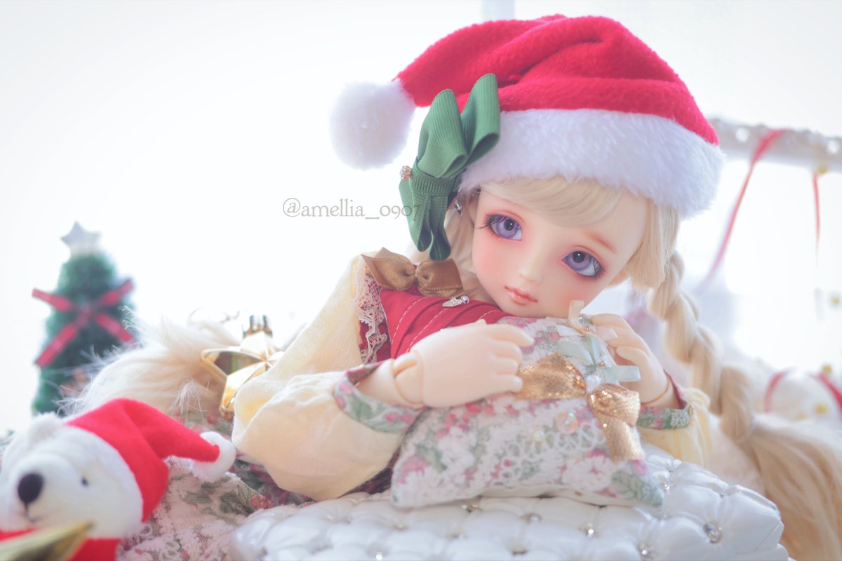 amellia_0907's tweet photo. サンタさんにもプレゼントあるかな…?🎁
#クリスマスドール撮影2025
#ドールでクリスマス
#sdm_f_50 https://t.co/zzxEnrxQFh