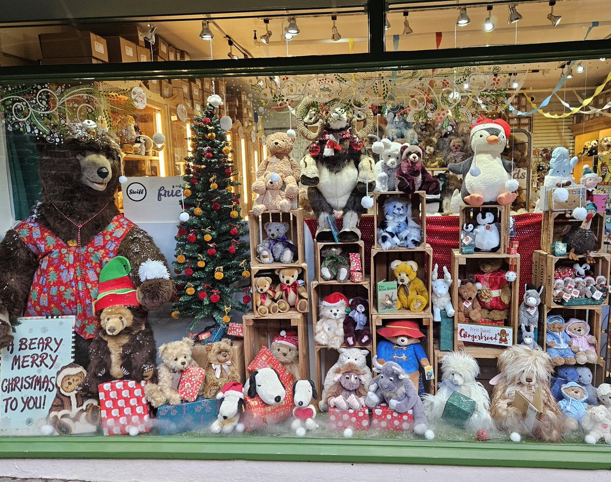 The Bear Garden tweet media