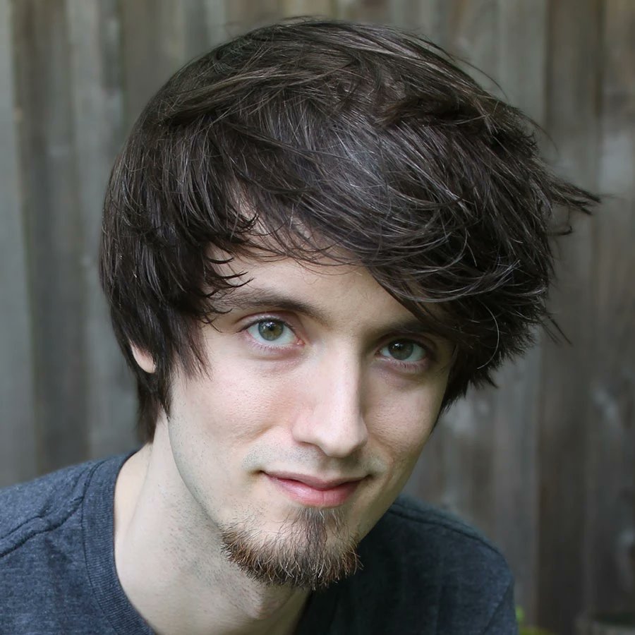 GunnarR9's tweet photo. Just found out my cousin looks like @PeanutButterGmr https://t.co/zbIfNZ82y5