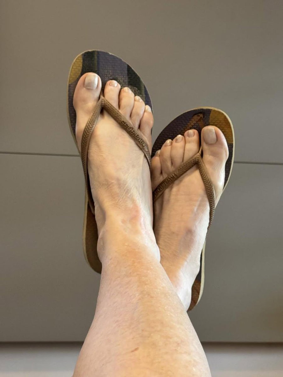 grannyfeet tweet media