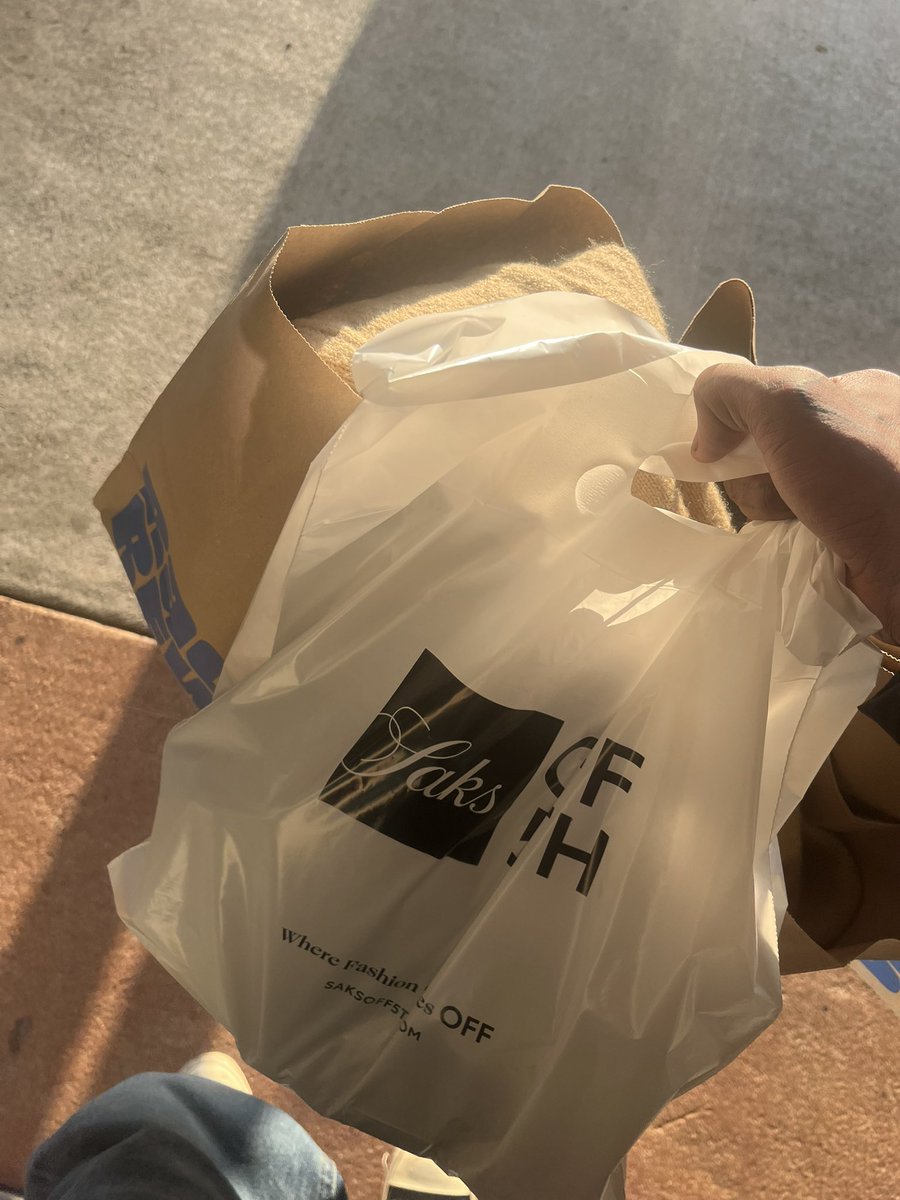 makehersayblatt's tweet image. Smacking scrams and buying drip