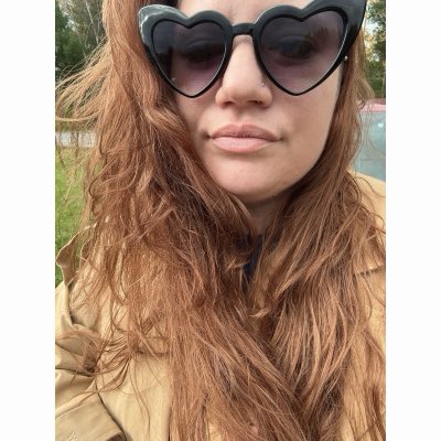 mackenzie tweet media