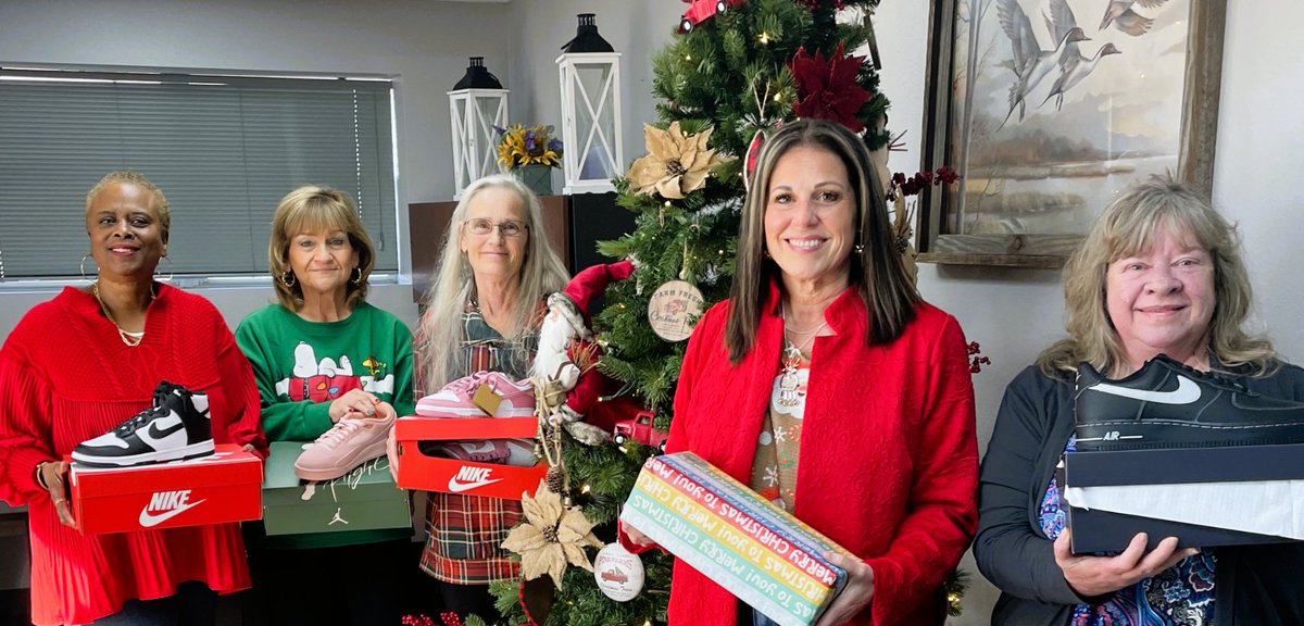 🎁 Giving in Texas 
• 🌟 Longview donated 44 toys to <a href="/SalvationArmyUS/">Salvation Army USA</a> 
• 🚲 Wilkes continued its Avinger Angels tradition 
• 🥫 Knox Lee supported the Judson Lions Club Food Basket Drive
• 👟 Welsh donated shoes to the CASA Angel Tree and adopted 8 assisted‑living residents