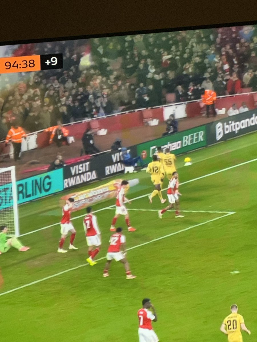Iromg's tweet image. Drama at the @Arsenal @CPFC game in the @Carabao_Cup - great to see adverts for Rwanda. Apparently it’s a great tourist destination.