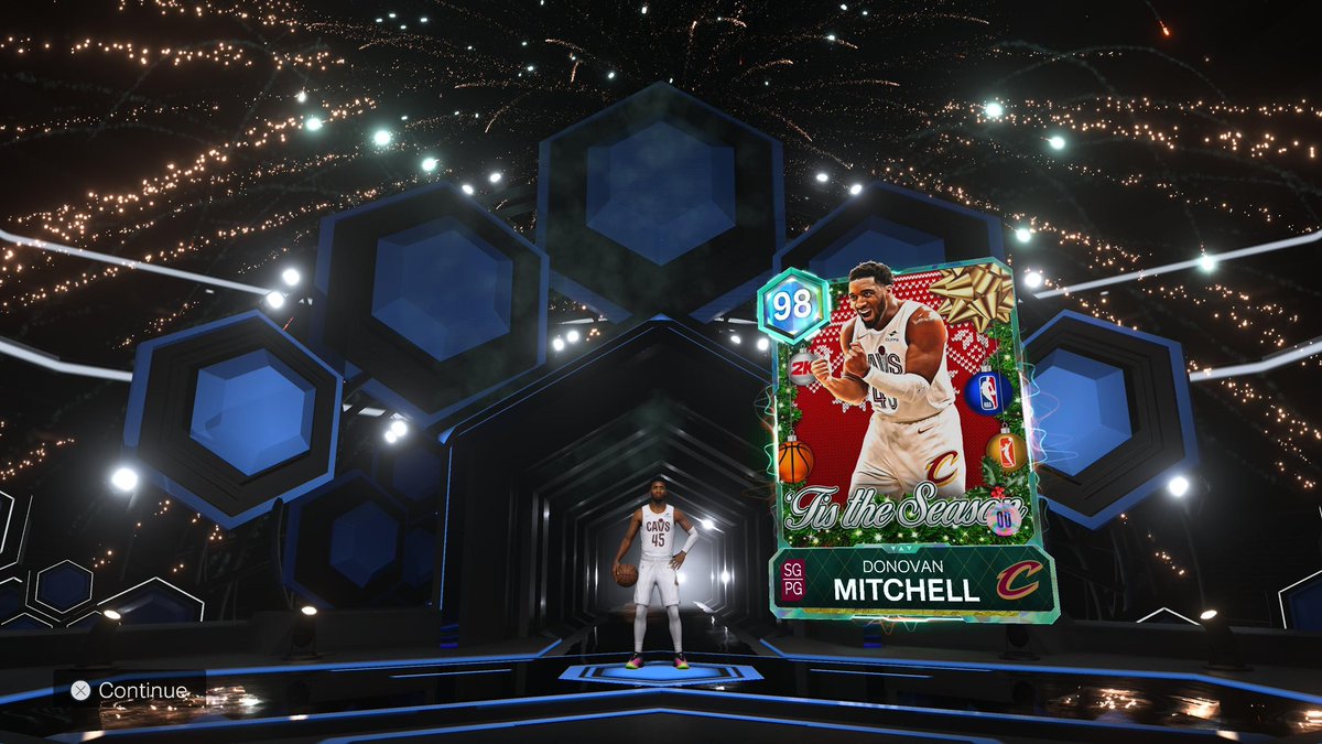TeamLeBronPR's tweet photo. Hoping for Wemby or Giannis .. https://t.co/MRc7jl5KKr