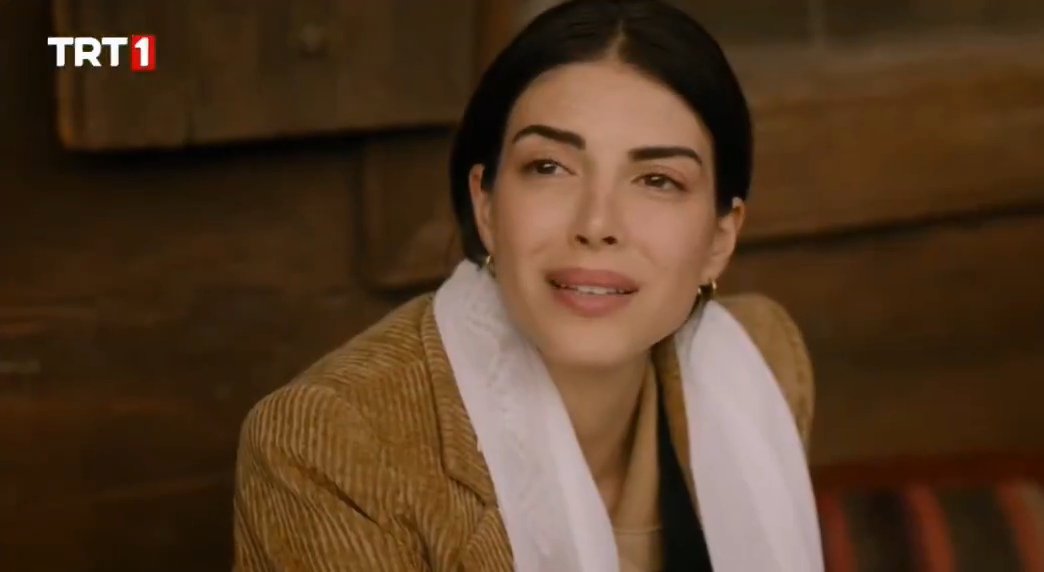 malakelhamzawy6's tweet image. I love how she keeps reassuring her everytime she senses that she's worried or scared 💓 esme is already such a beautiful mother to her ...
#TaşacakBudeniz #EsDilEl