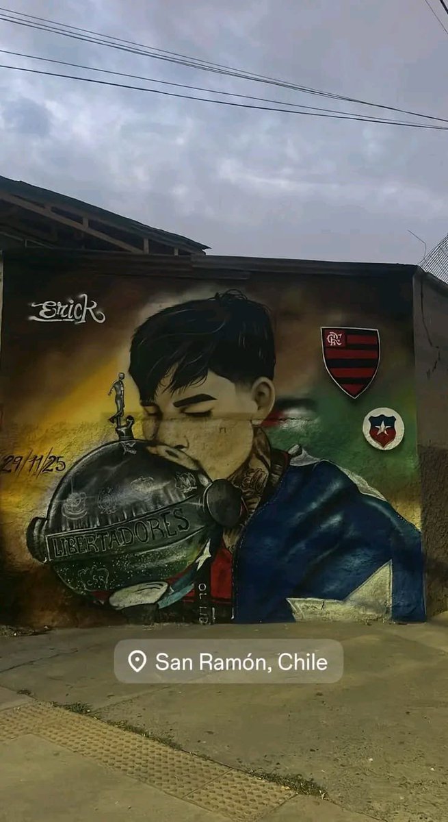 ColunadoFla's tweet image. 🥹🇨🇱 Pulgar foi homenageado em San Ramón, no Chile, com uma obra de arte em um muro que faz referência ao Tetra da Libertadores conquistado pelo Flamengo.