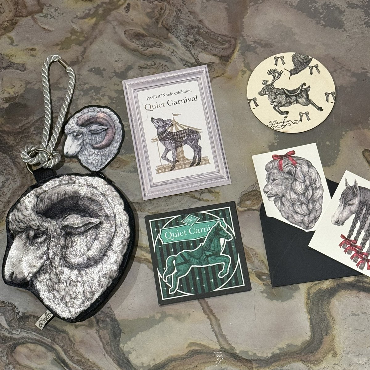 カヤ　　☪︎⋆☽様お取り置き　1/14まで　鳥　レジンヘアゴム　桜　和色 カヤ ☪︎⋆☽様お取り置き 1/14まで 鳥 レジンヘアゴム 桜 和色