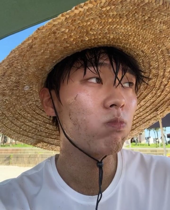 maria 🦋 tweet media