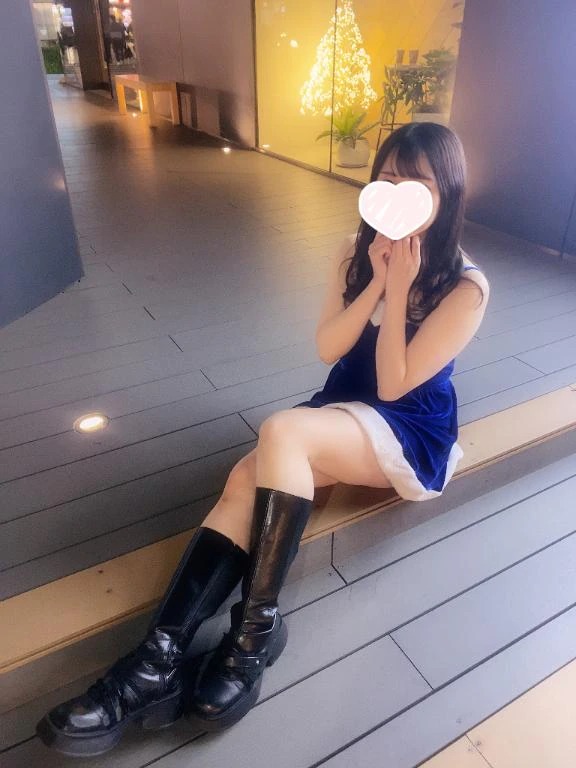 uru_gussuri's tweet image. クリスマスイブだね🎄💞

うると聖なる夜を
一緒に過ごしたいお兄様いるかな🤭

いいね で教えてね🐣🤍