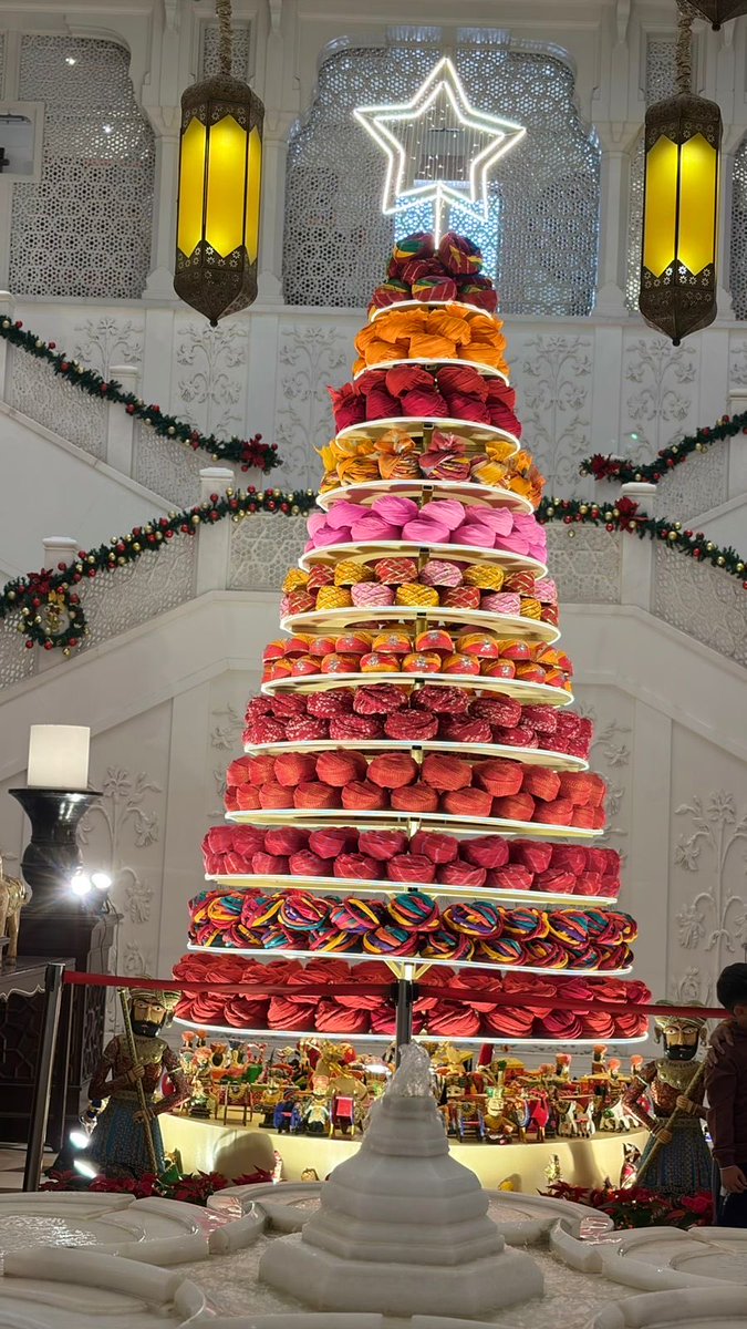 Pronovias GALAXIA – Nearly Newlywed, image size:675x1200