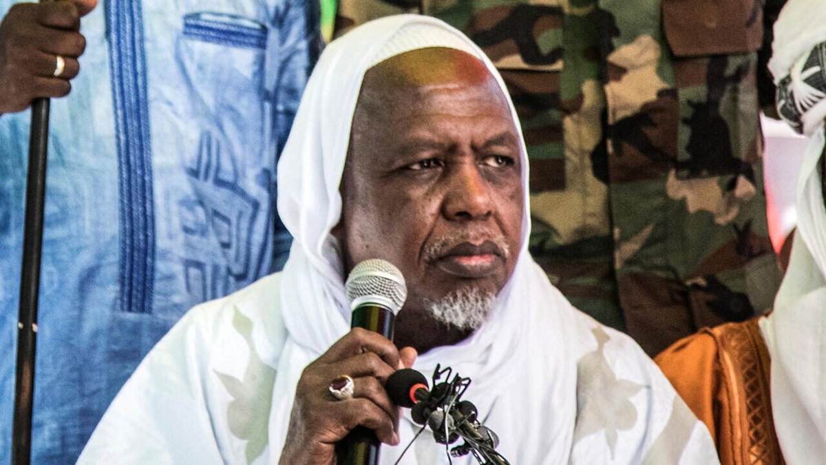 Mali: l'imam Dicko peut-il rassembler les opposants au régime militaire de Transition?
➡️ go.rfi.fr/PKx