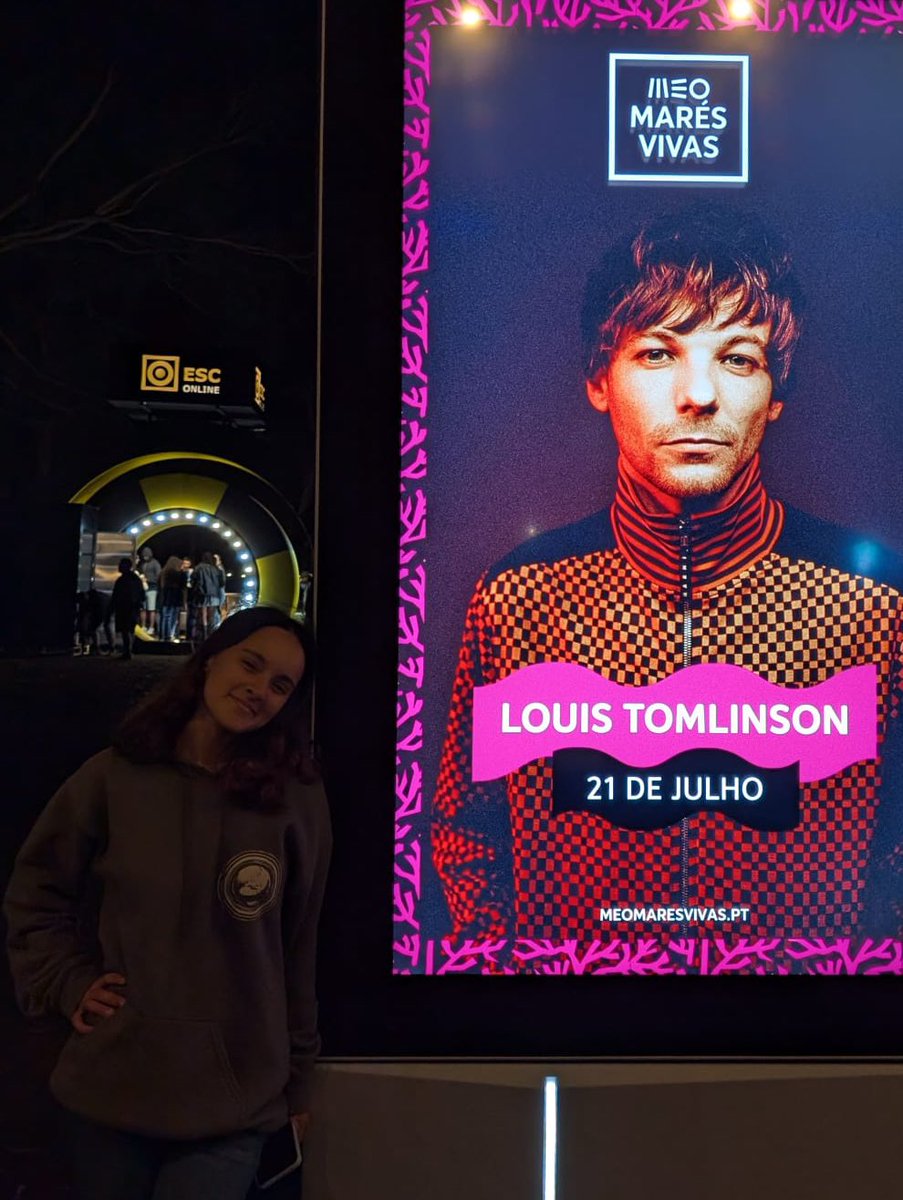 may • louis in 8 tweet media