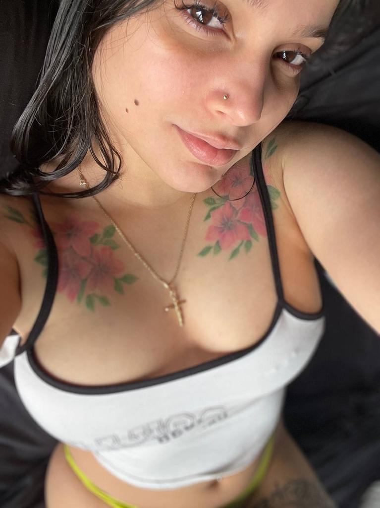 wassupmoone's tweet photo. Hablemos un rato 💋

https://t.co/iKsln3Tnec https://t.co/FuZs8yOg2j