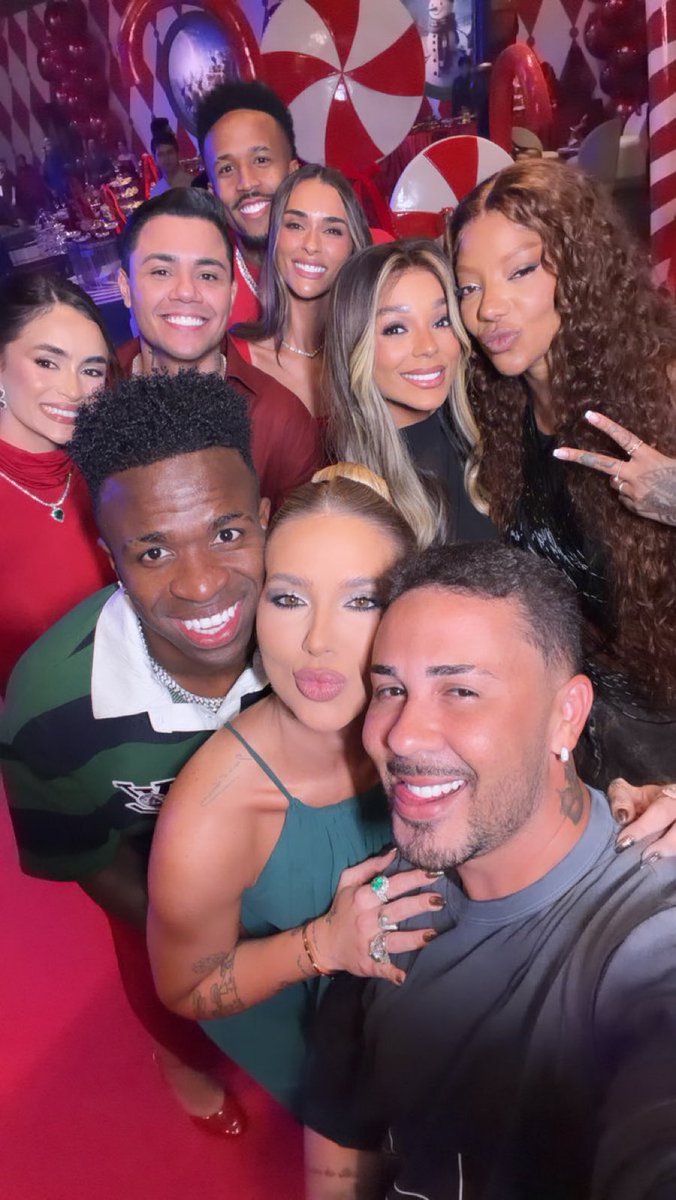 Dudu's tweet image. Eu já vi governos federais emitirem comunicados graves sobre radiações menor que a dessa foto.