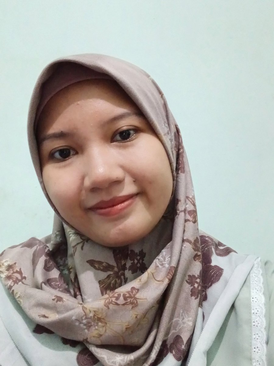 amel_nufus's tweet photo. Gak perlu nunggu kaya buat cobain Skincare Mewah mengandung EMAS karna sekarang Clinelle CaviarGold Firming Eye Serum lagi diskon up to 63% nih https://t.co/hkUR7LBtAR