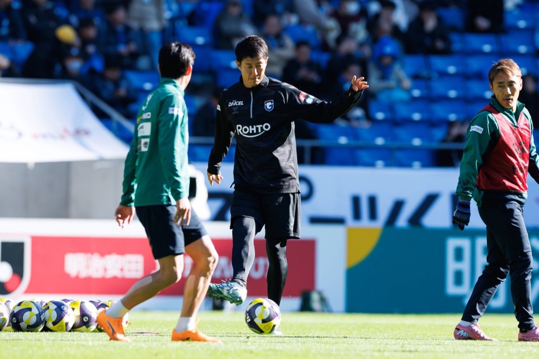 𝐓𝐇𝐀𝐍𝐊　𝐘𝐎𝐔🔵⚫️

このたび、髙木 和道コーチが退任に伴い2025シーズン限りでチームを離れ、IKOMA FC奈良の監督に就任することが決定しましたので、お知らせいたします。

gamba-osaka.net/news/index/no/…

 #ガンバ大阪 #GAMBAOSAKA