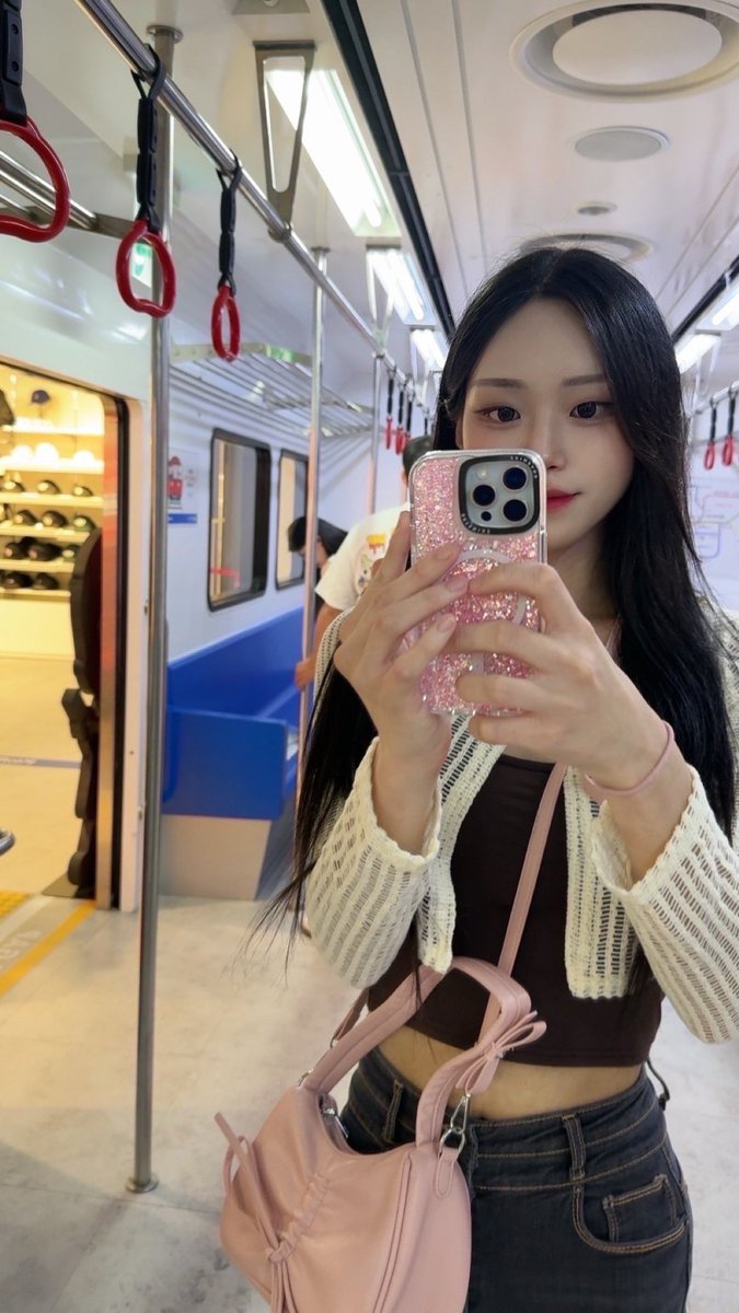 NDitosto's tweet photo. 정지가 풀리지 않아서 다시 시작해요😭
 #섹트 #맘눌뎀  #서울 https://t.co/H1ZGh3LbBH